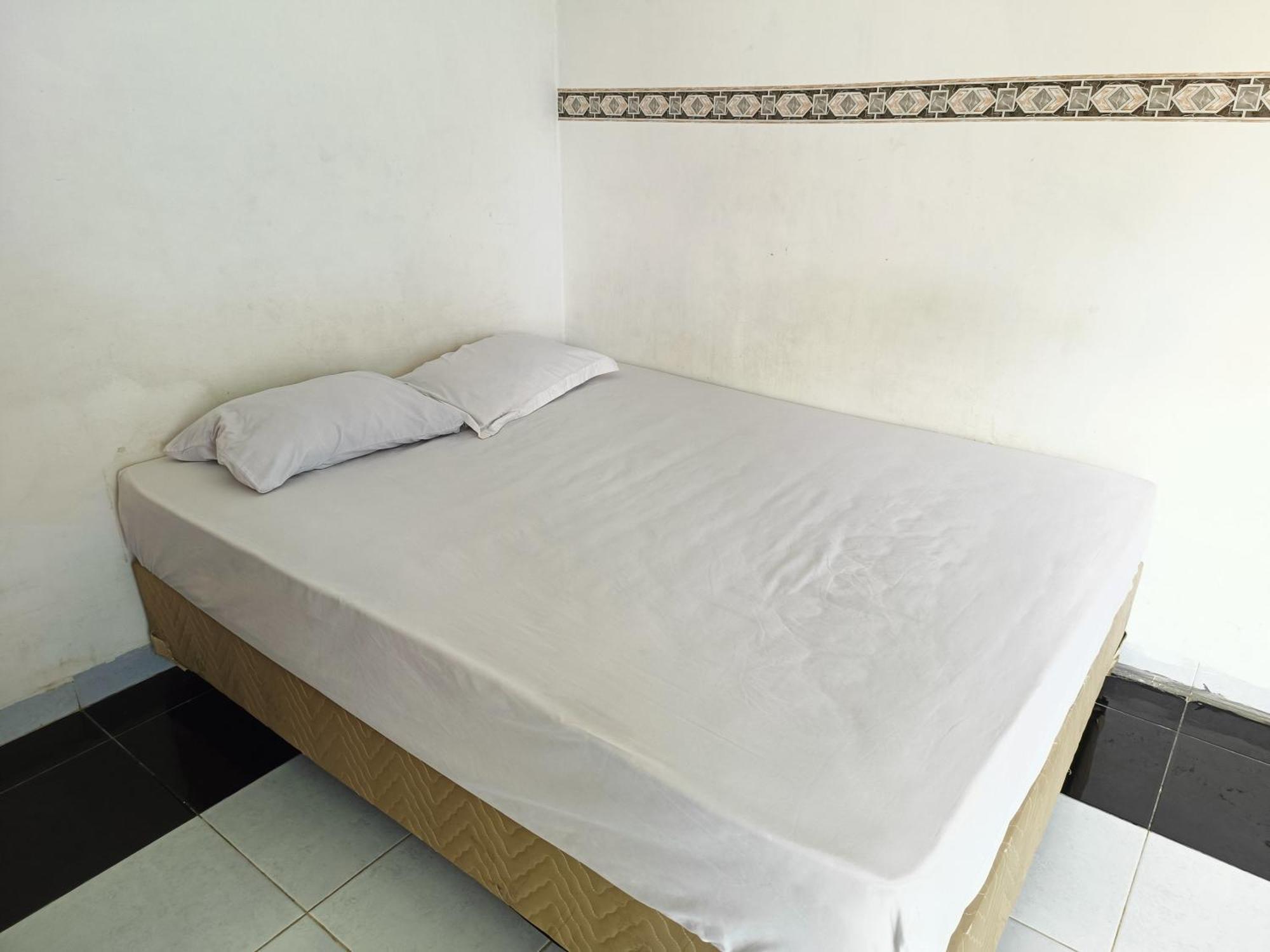 Bumi Merpati Residence Makassar Mitra Reddoorz Exterior foto